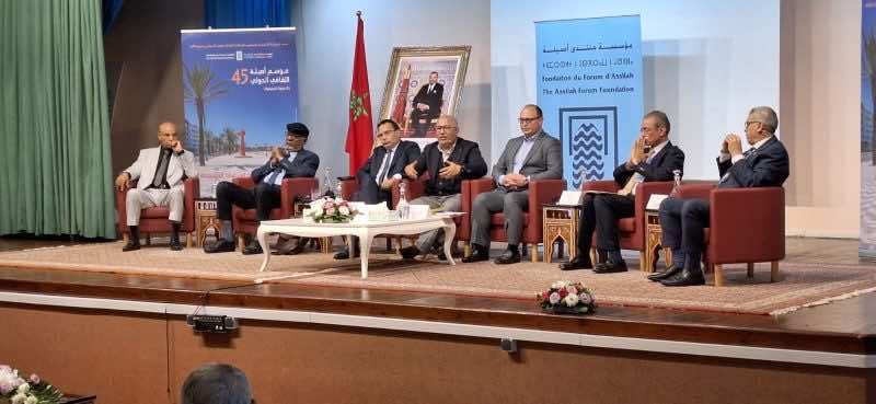 الخلفي “يبشر” بعودة محتملة لـ”البيجيدي” إلى الحكومة